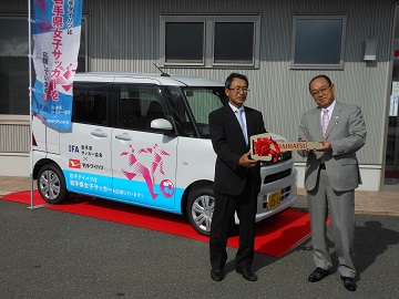 岩手女子サッカー応援カー作りました！